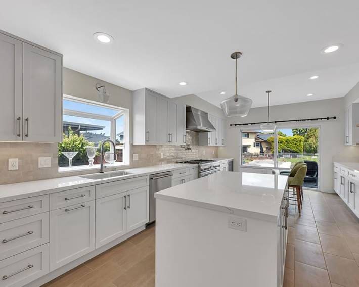 Bathroom and kitchen - Foster City14