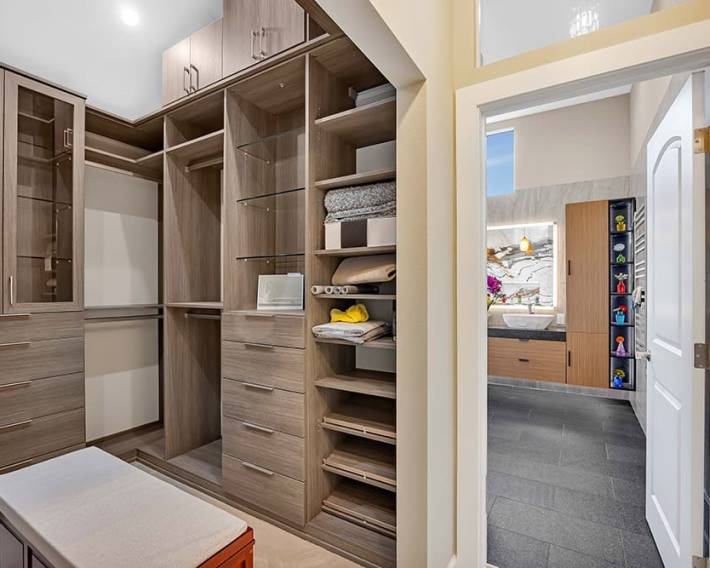 Master Bathroom & bedroom - Belmont19